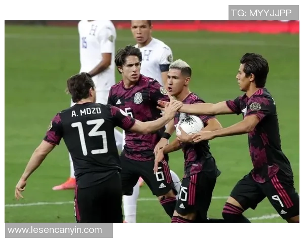 2017年墨西哥与萨尔瓦多足球对决精彩回顾与赛后分析 2017年墨西哥与萨尔瓦多足球对决精彩回顾与赛后分析