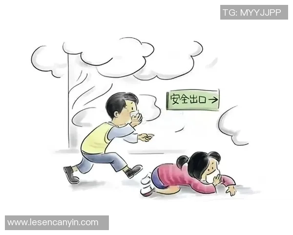 游泳安全全攻略：预防溺水与紧急救援技巧，保障生命安全